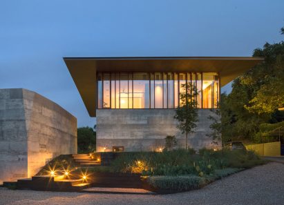 Balcones House by Mell Lawrence Architects