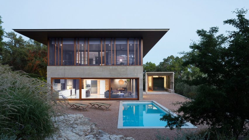 Balcones House by Mell Lawrence Architects