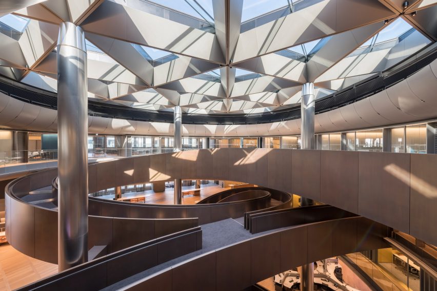 Bloomberg building by Foster + Partners