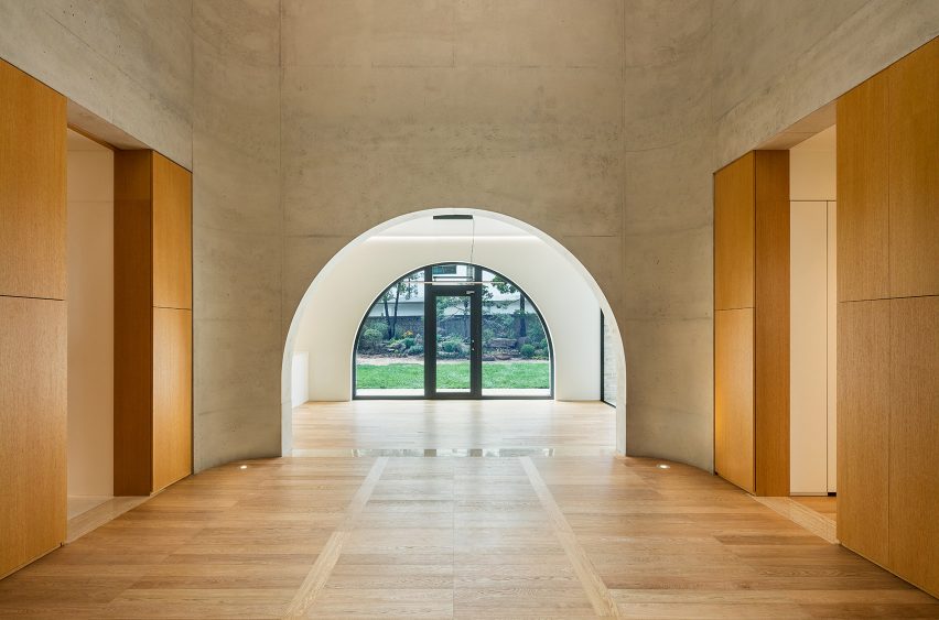 Cheongun Residence by Hyundai Kim + Tectonics Lab