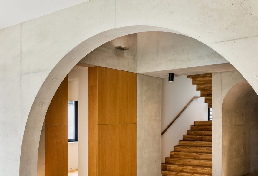 Cheongun Residence by Hyundai Kim + Tectonics Lab