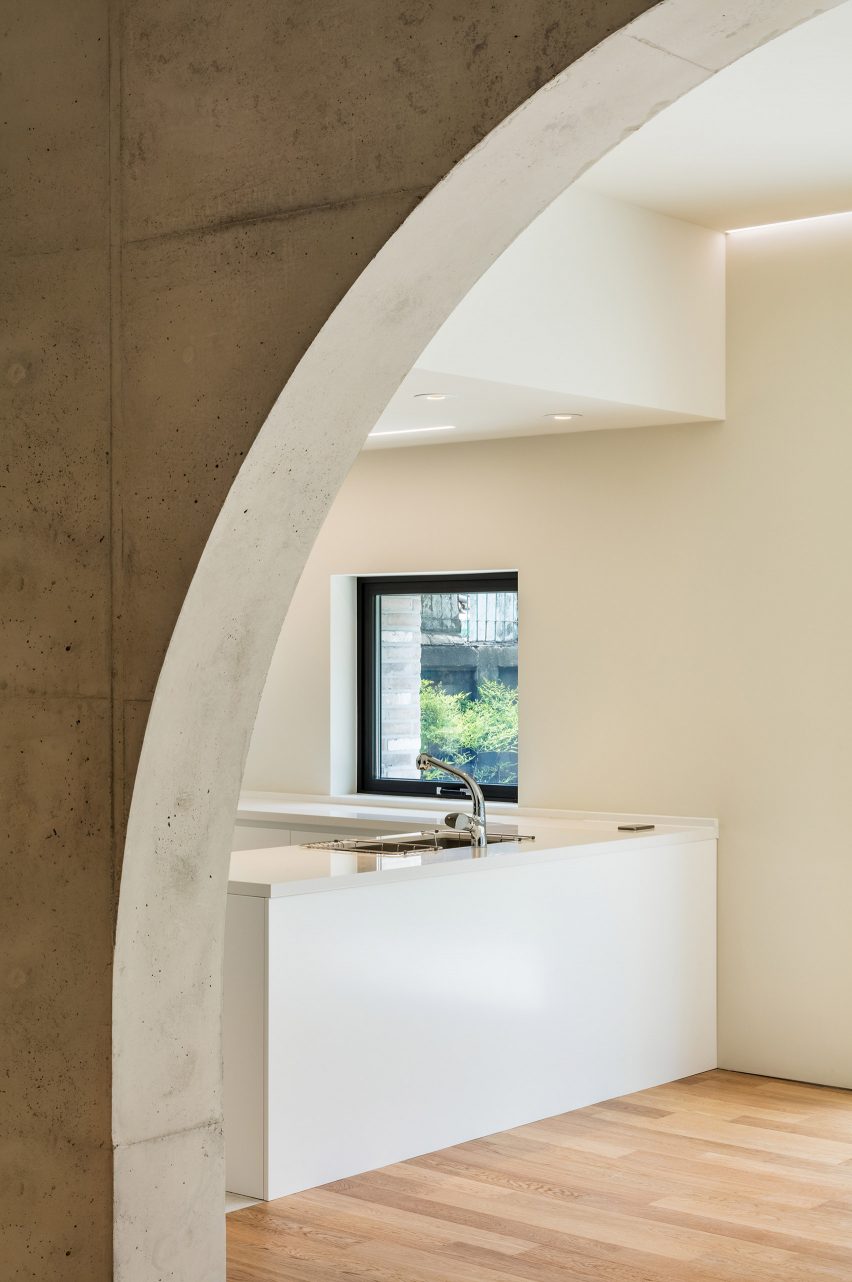 Cheongun Residence by Hyundai Kim + Tectonics Lab