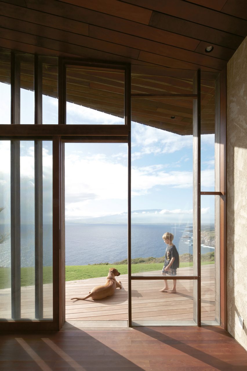 Clifftop House Maui by Dekleva Gregoric Architects