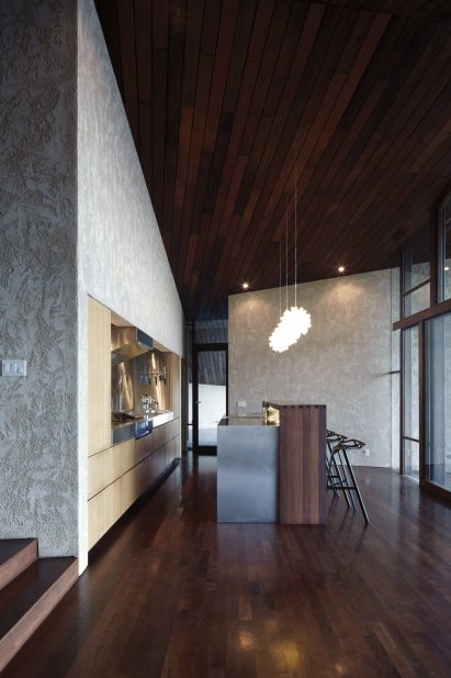 Clifftop House Maui by Dekleva Gregoric Architects