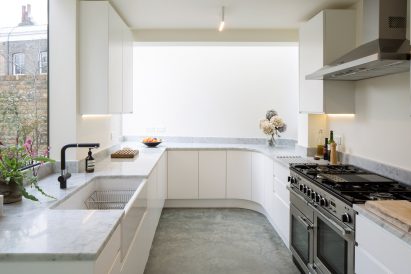 Colombia road residential extention by Dhaus.