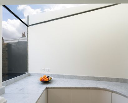 Colombia road residential extention by Dhaus.