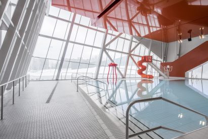 Complexe sportif Saint-Laurent by Saucier Perrotte Architectes