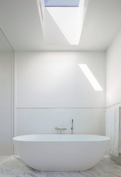 Crestview Lane House No 2 by Deborah Berke Partners
