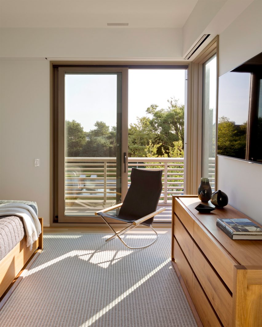 Crestview Lane House No 2 by Deborah Berke Partners