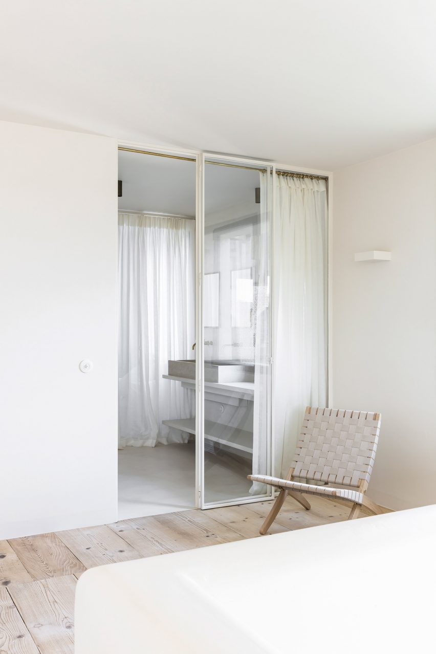 The apartment designed by interior architect Arjaan De Feyter is located within one of four new-build blocks called The Cube, which were developed by Brussels-based architecture firm Bogdan & Van Broeck.