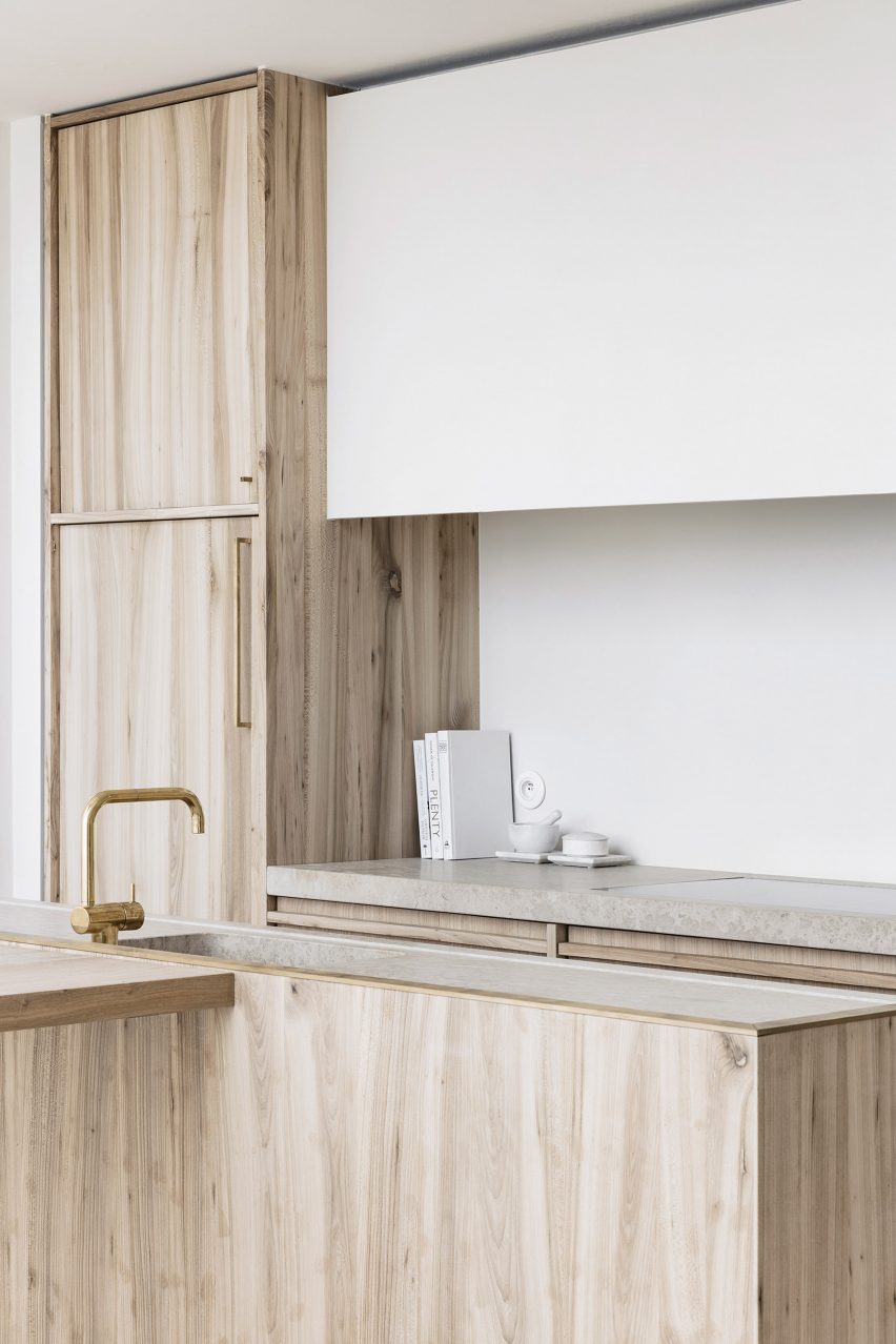 The apartment designed by interior architect Arjaan De Feyter is located within one of four new-build blocks called The Cube, which were developed by Brussels-based architecture firm Bogdan & Van Broeck.