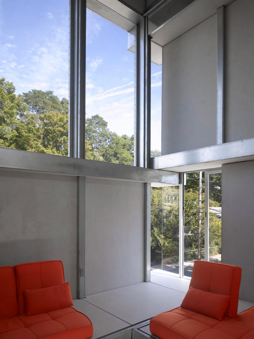 Cyclopean House by Ensamble