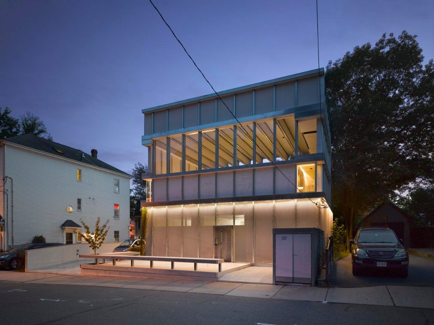 Cyclopean House by Ensamble
