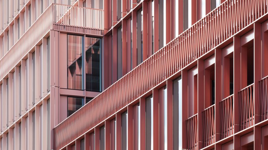 Duggan Morris builds office with millennial-pink exterior in London’s King’s Cross