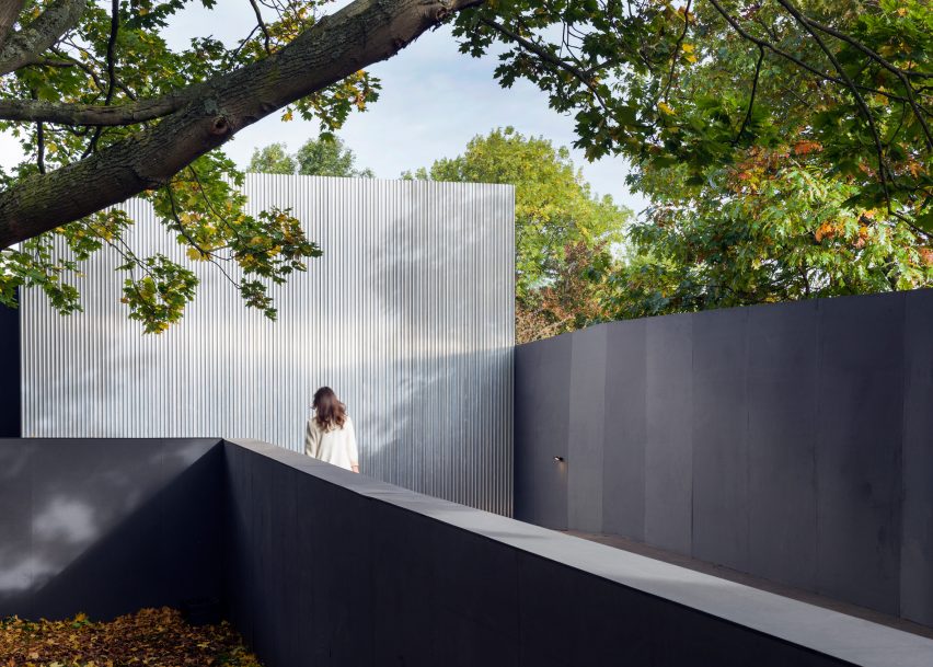 Universal Design Studio uses recycled aluminium to create sculptural entrance to Frieze London