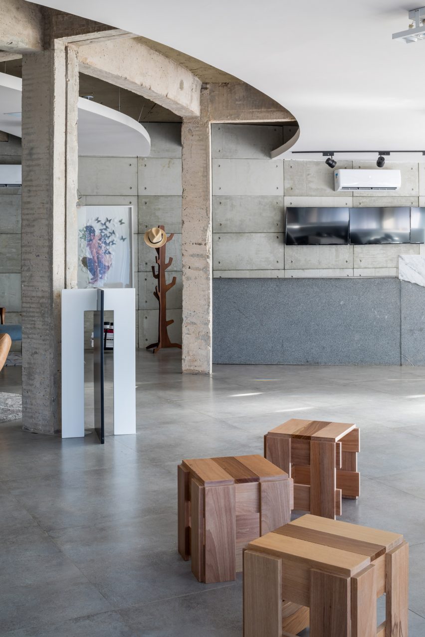 Galeria Meia by Debaixo do Bloco Arquitetura