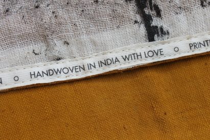 Graviky Ink scarves by Dutch designer Kelly Gijsen