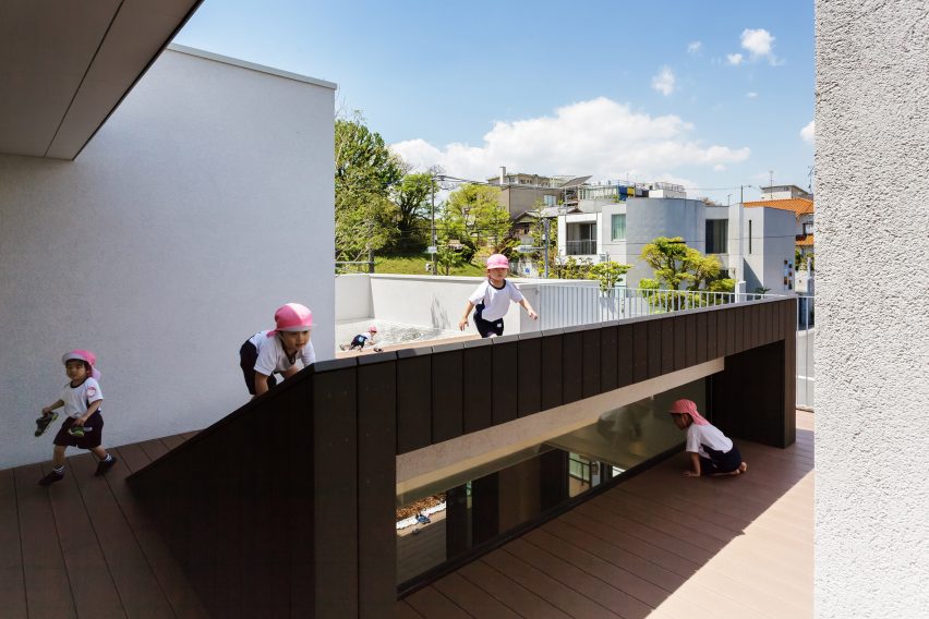 Hibinosekkei and Youji no Shiro Osaka Nursery
