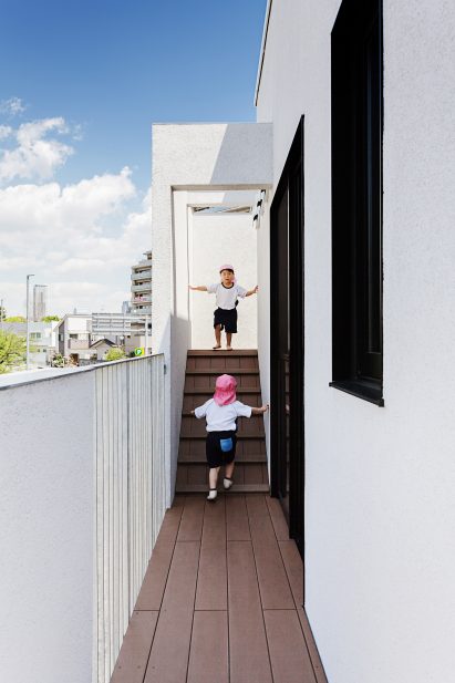 Hibinosekkei and Youji no Shiro Osaka Nursery