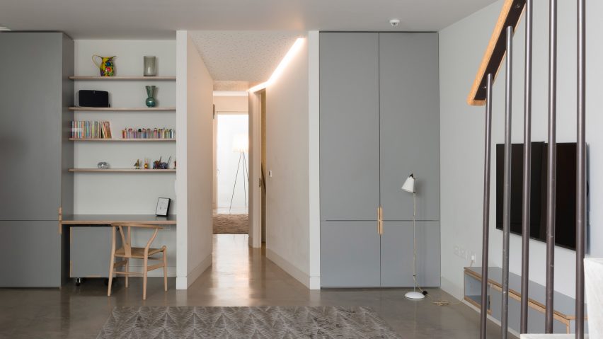 Pre-cast concrete staircase forms centrepiece of basement extension by Studio Octopi