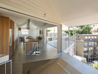 House in Hamilton in Queensland, Australia by Tato Architects