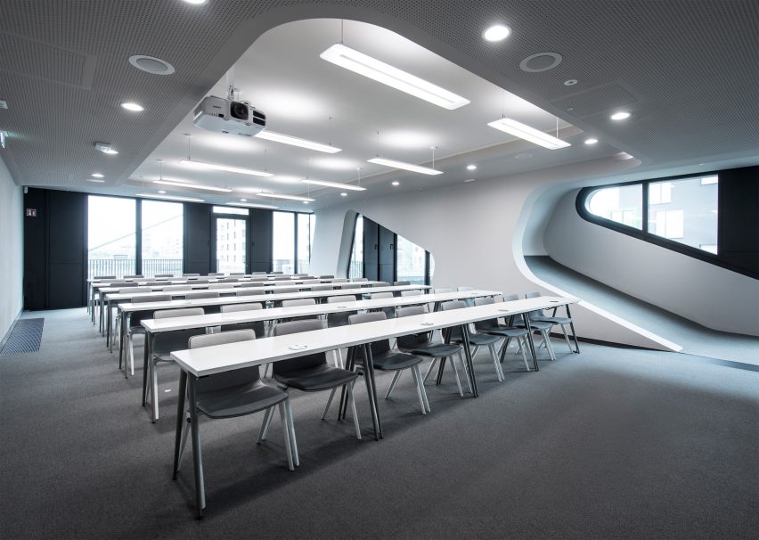 FOM Hochschule building by Jürgen Mayer H