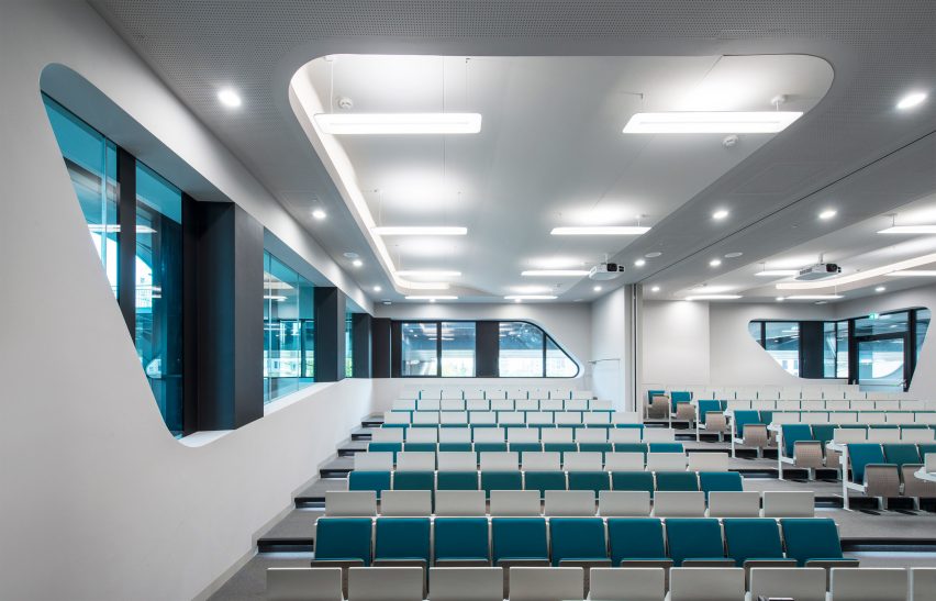 FOM Hochschule building by Jürgen Mayer H