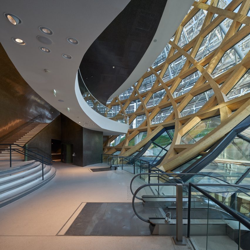 La Seine Musicale by Shigeru Ban