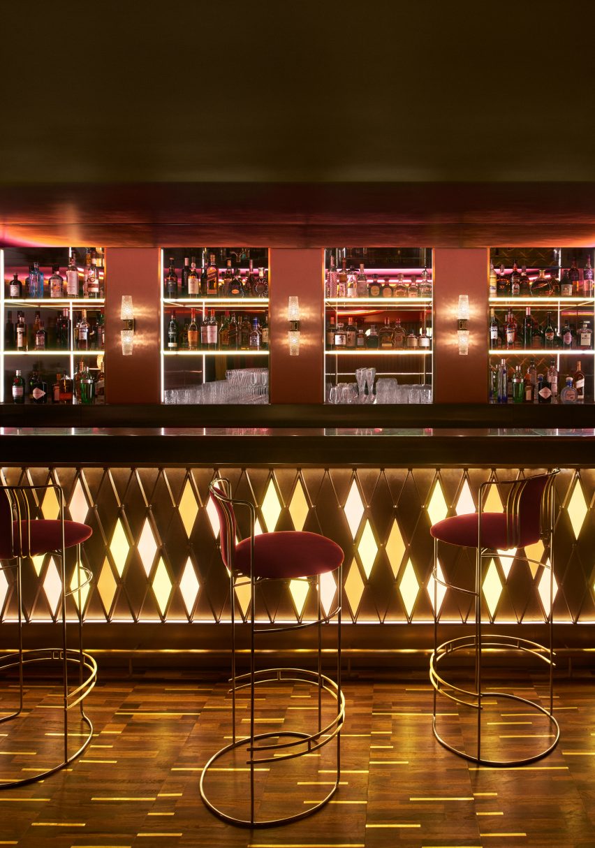 Leo's supperclub at The Art's Club, Mayfair by Dimorestudio