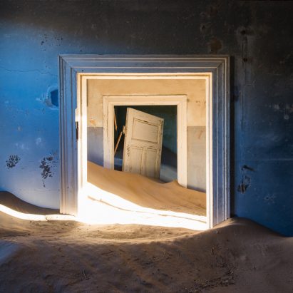 Les Sables du Temps by Romain Veillon