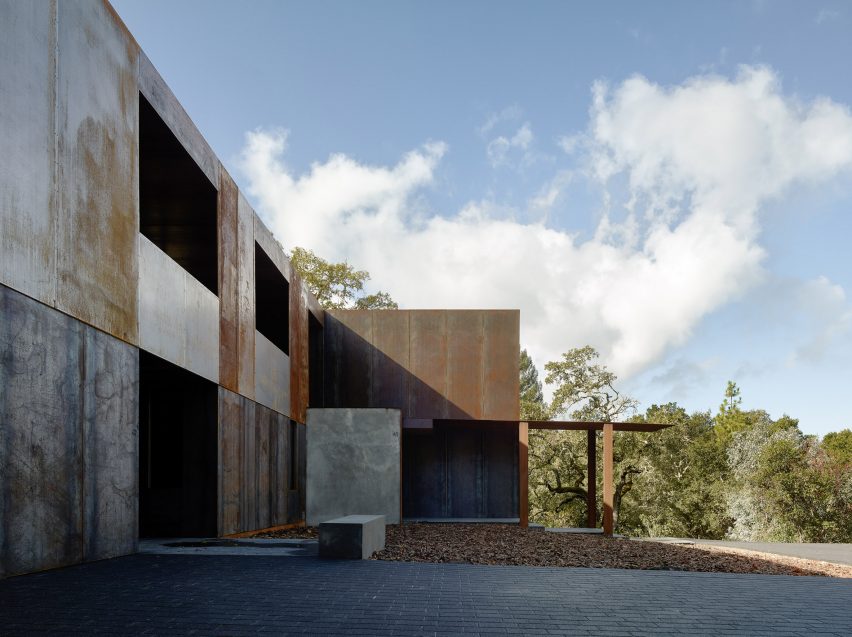 Miner Road by Faulkner Architects