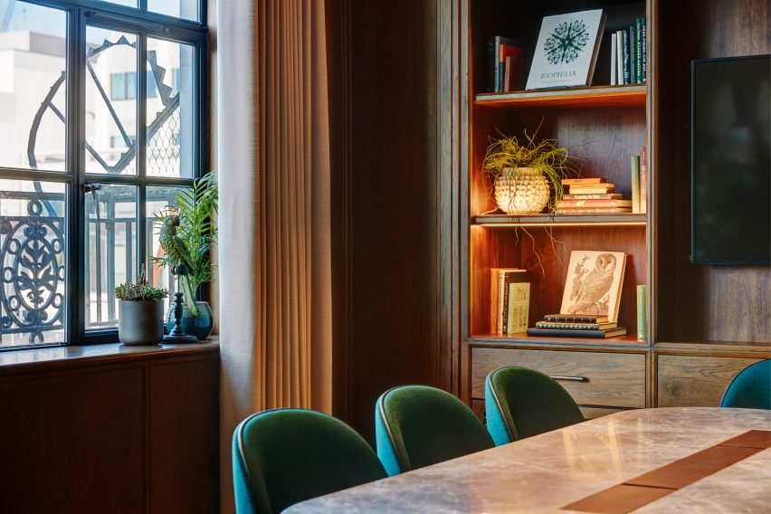 Mortimer House by AvroKO