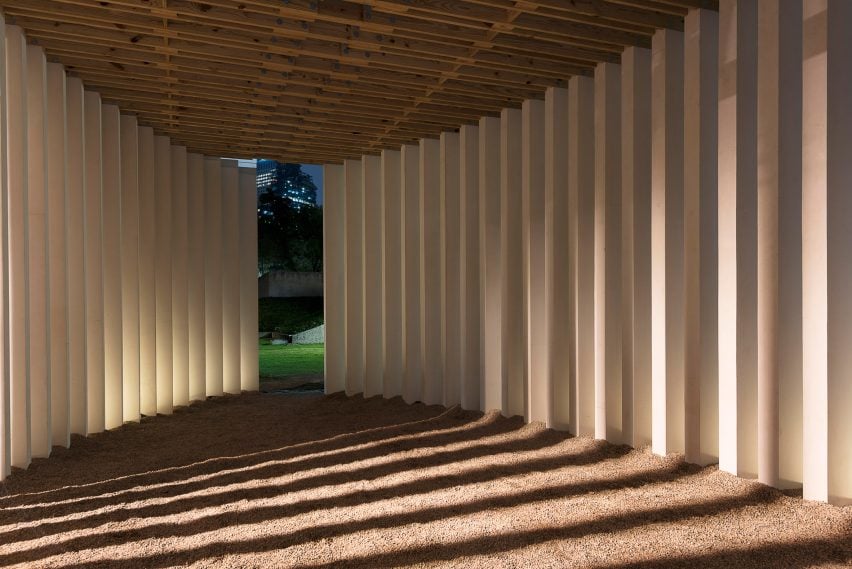 Parteluz Pavilion by Materia