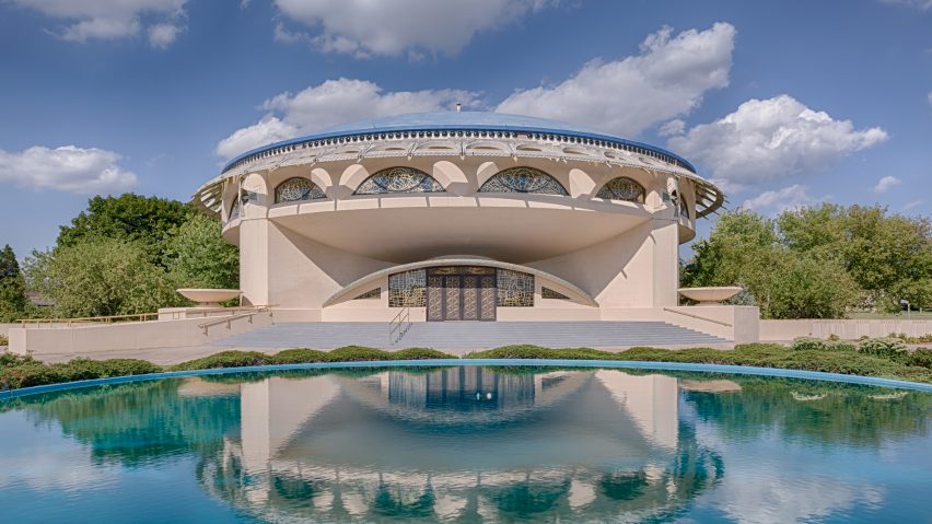 Photographing Wright by Andrew Peilage
