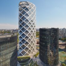 Latticed shell of SOM’s Beijing tower is based on traditional Chinese paper lanterns