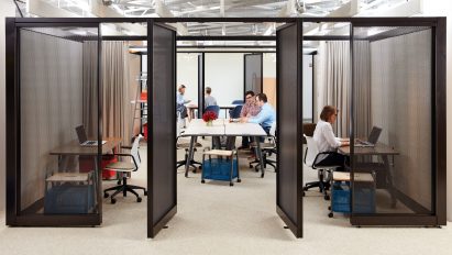 Rockwell Unscripted by Knoll