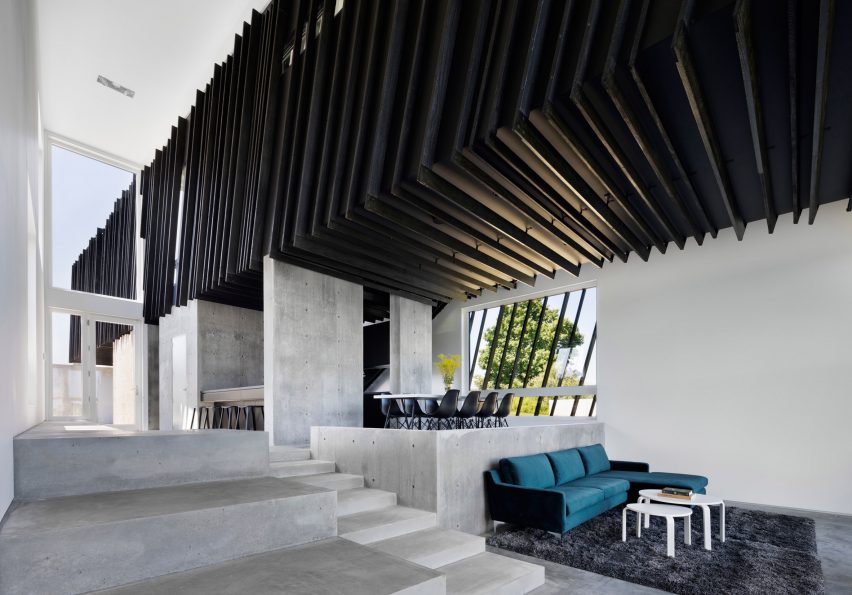Sleeve House by A/O