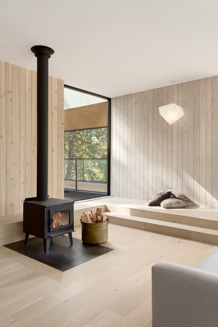 Stilt House by Hunter Office Architecture