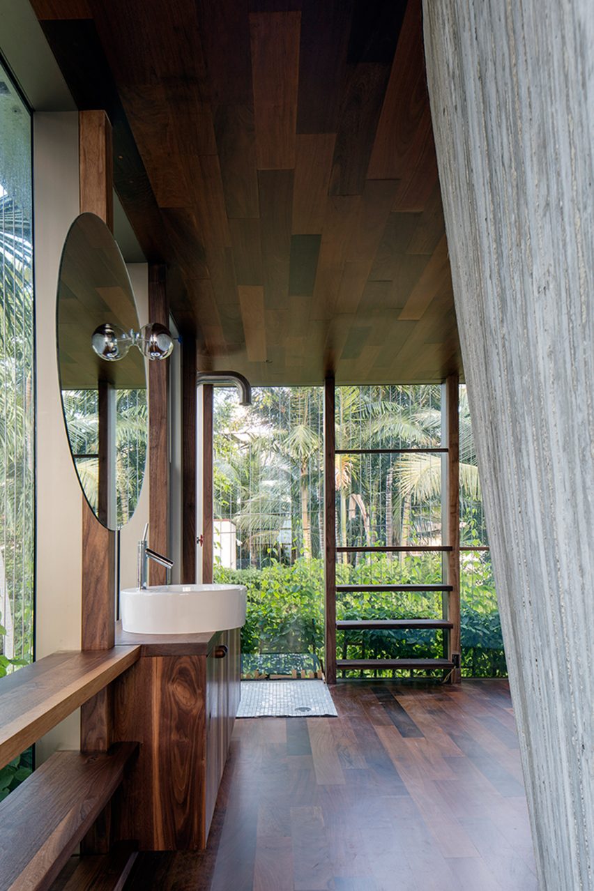 Sun Path House by Studio Christian Wassmann