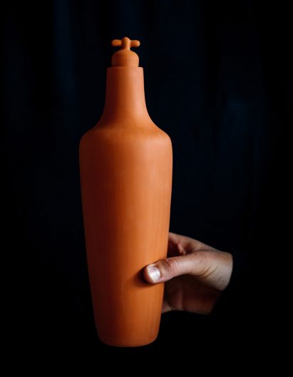 Tap water carafe by Lotte de Raadt