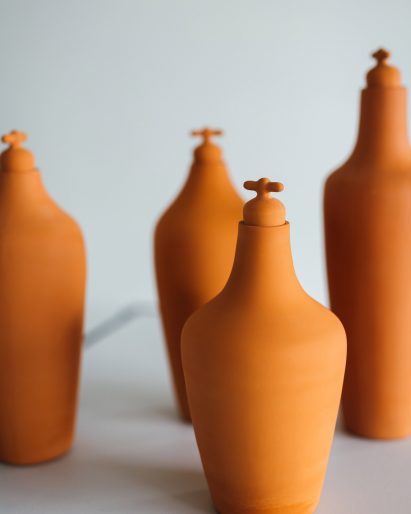 Tap water carafe by Lotte de Raadt