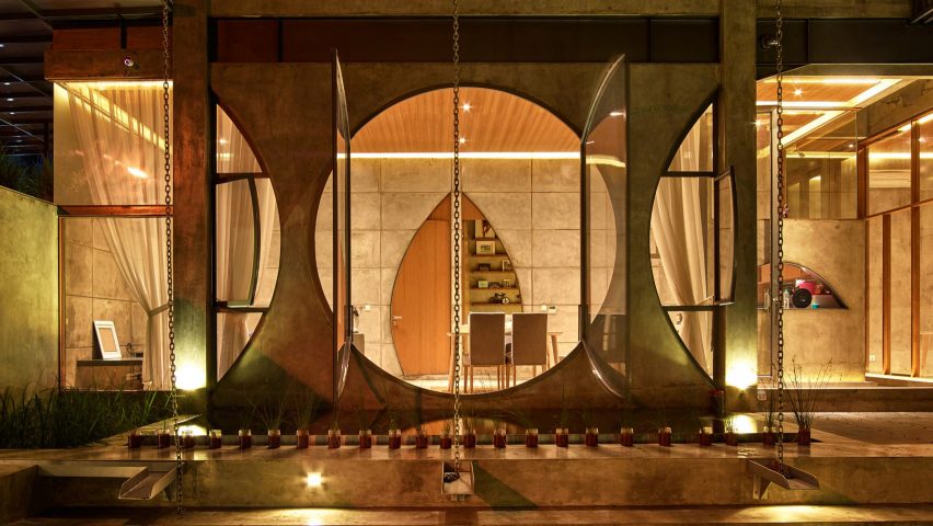 10 buildings with windows that steal the limelight
