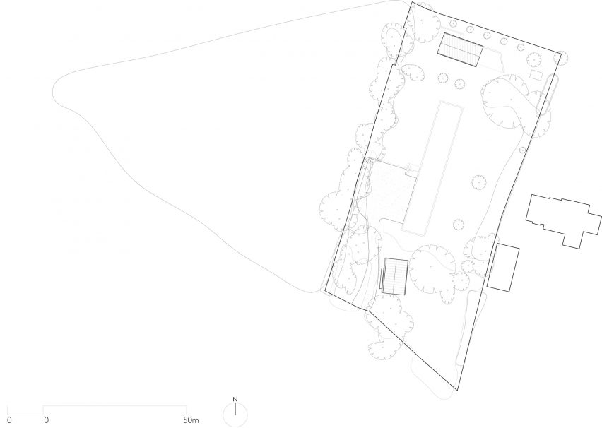 Wooden annexe by Hampshire-based architects Strom plan.