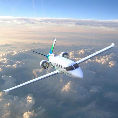 Seattle startup to launch commuter plane with hybrid engine by 2022