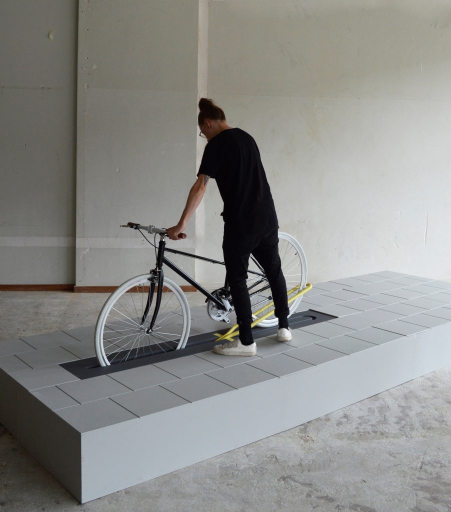 Align public bicycle rack by Milou Bergs