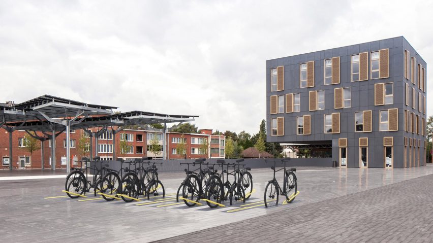 Milou Bergs’ bicycle rack disappears into the pavement when not in use