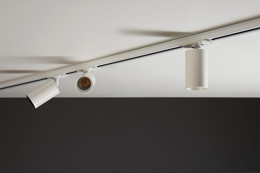 Astro Lighting promoa