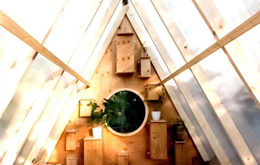 Birdhut by Studio North