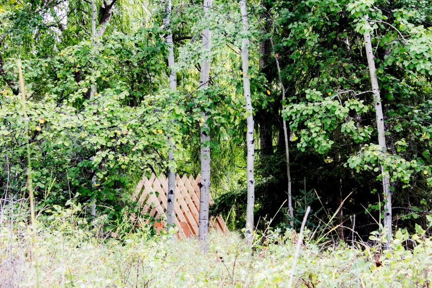 Birdhut by Studio North