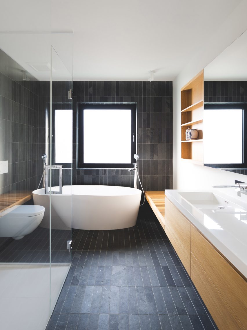 Black Box II by Natalie Dionne Architecture